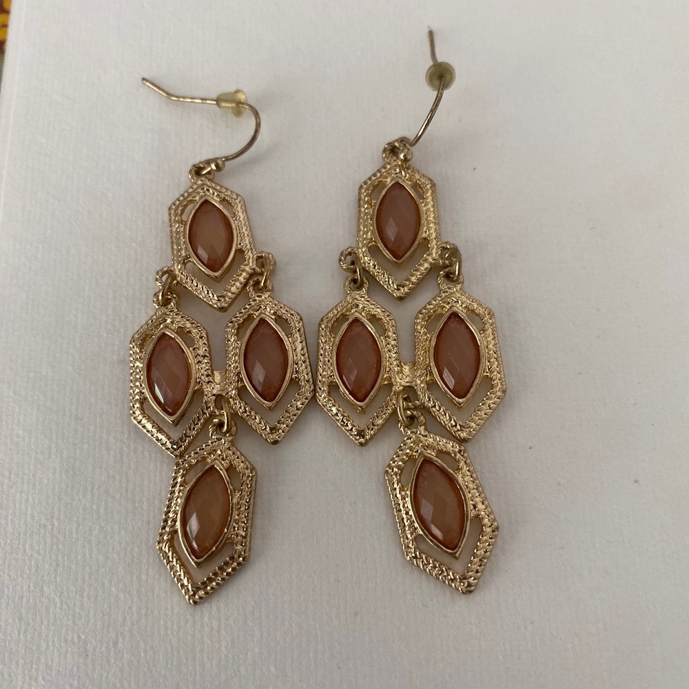 Chandelier earrings